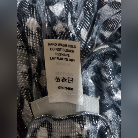 Vanity infinity scarf - Picture 5 of 5